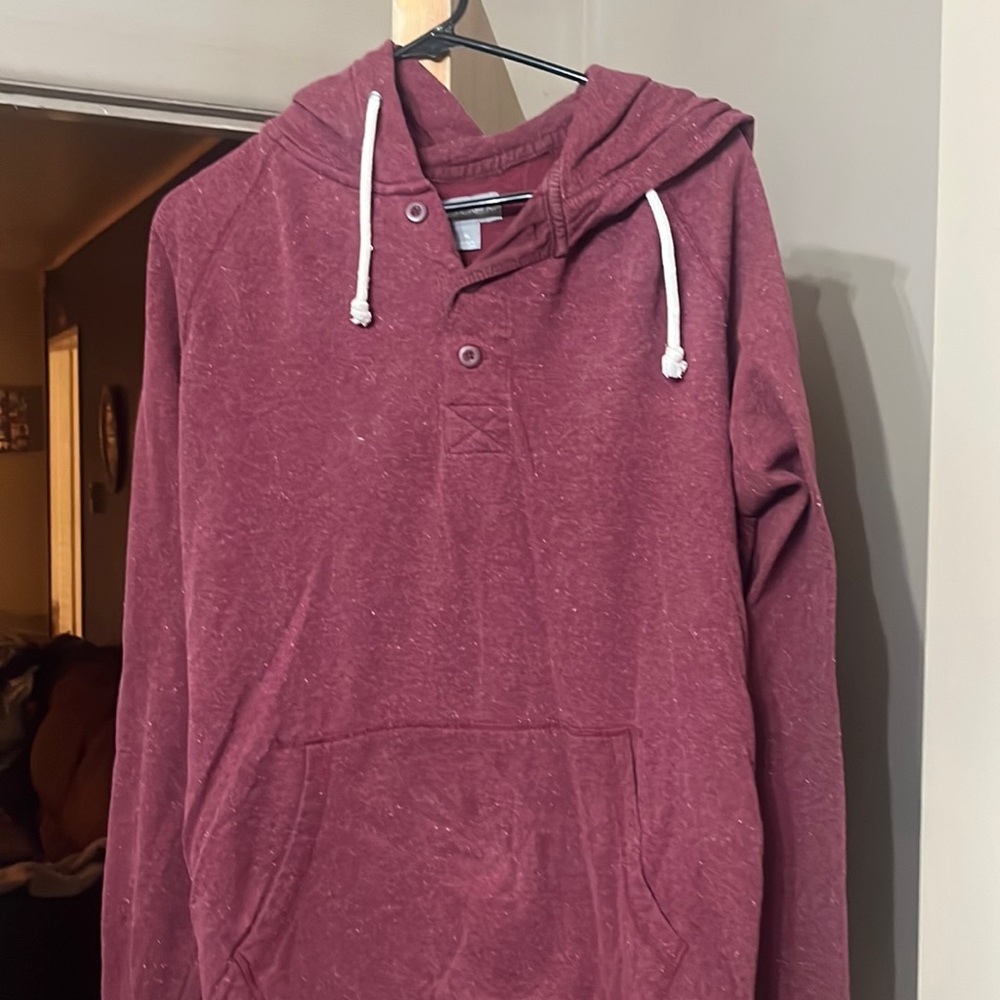 XL men’s shirt